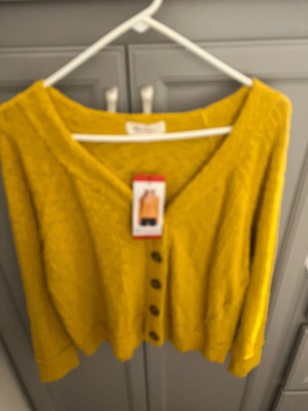 Women’s button up cardigan new with partial tags size medium